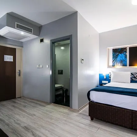 Hotel Lapis &