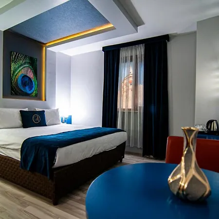 Lapis & Hotel Istanbul