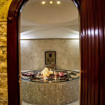 Hotel Lapis &