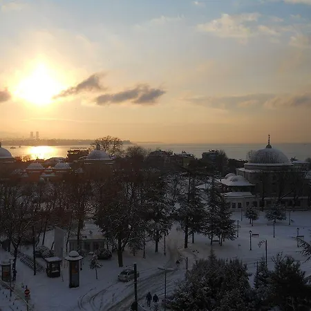 Lapis & Hotel Istanbul