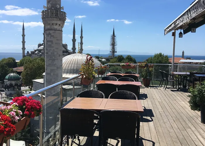 Hotel Lapis & Istanbul