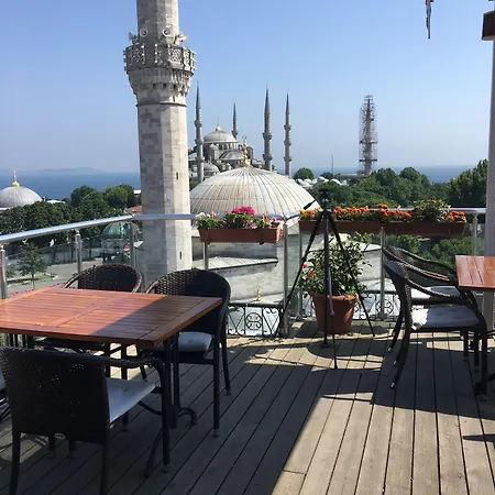 Lapis & Hotel Istanbul