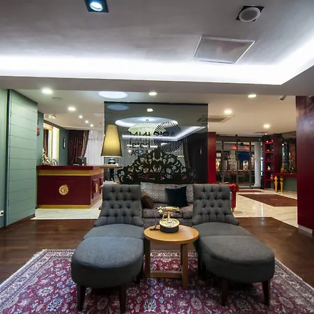 Lapis & Hotel Istanbul